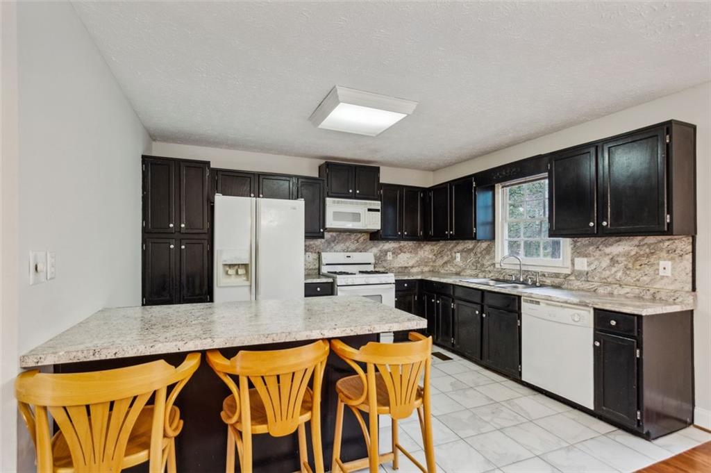 914 Little River Lane