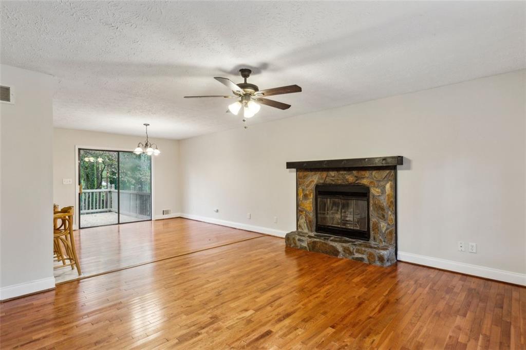 914 Little River Lane