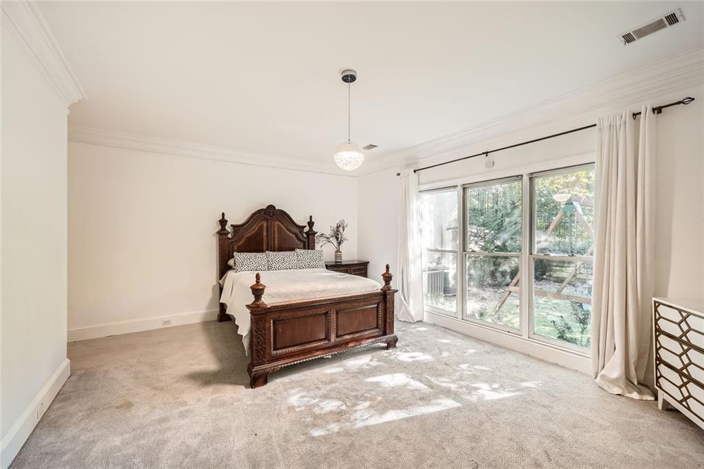 6391 Glenridge Drive Unit 125