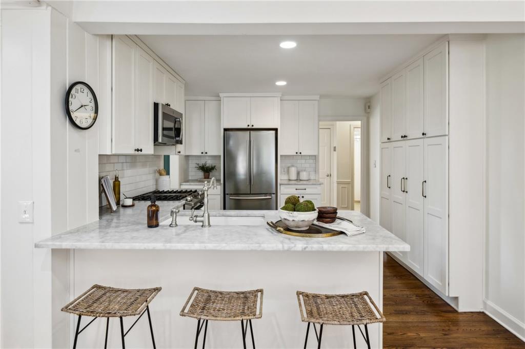 1837 Colland Drive NW