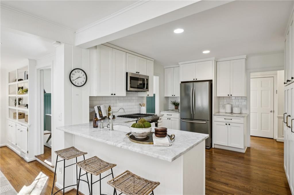 1837 Colland Drive NW