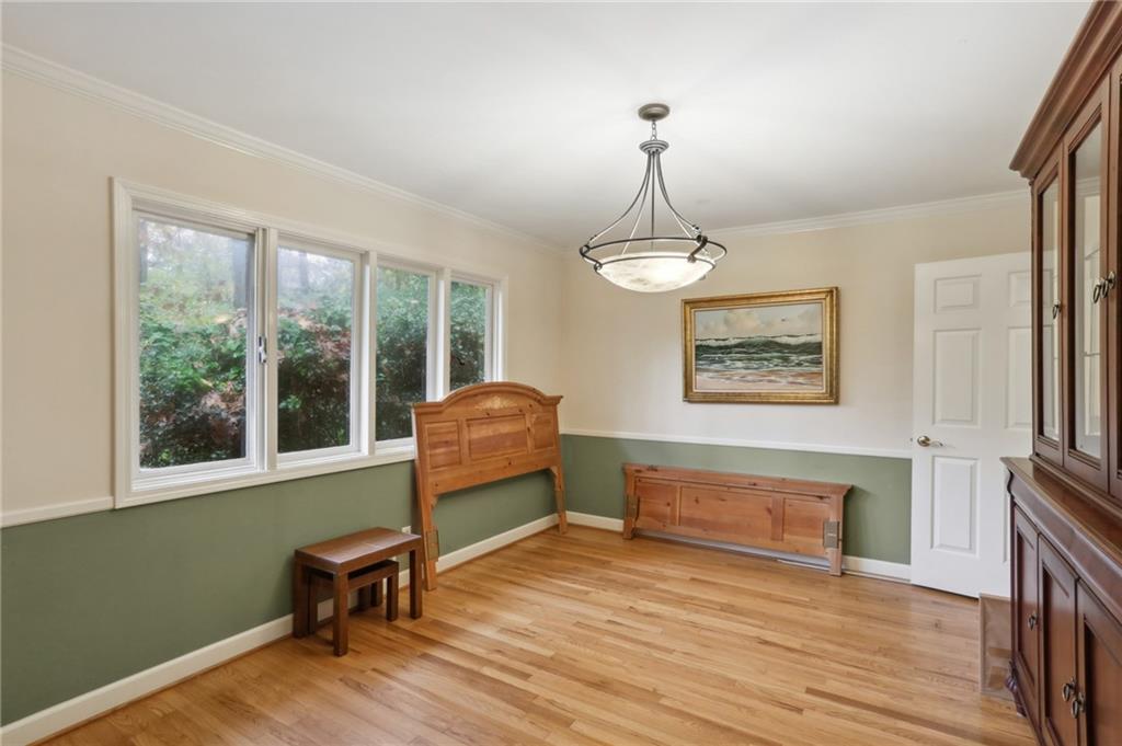 1120 Angelo Court NE