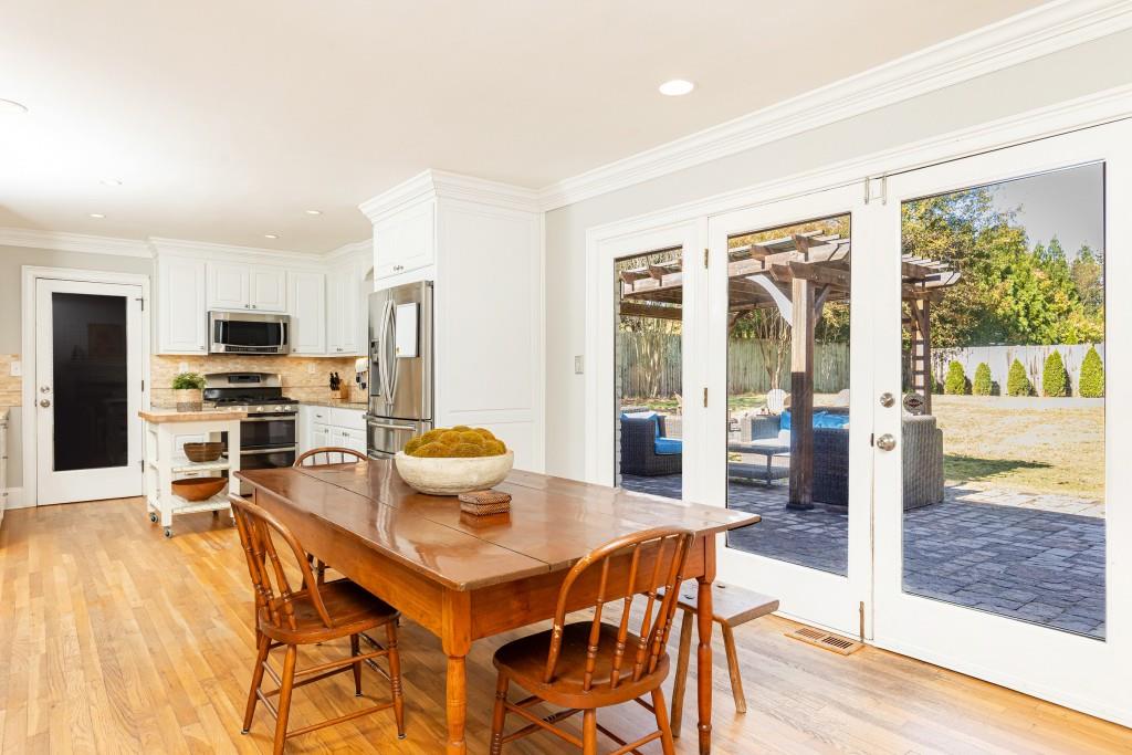 258 Meadowbrook Drive