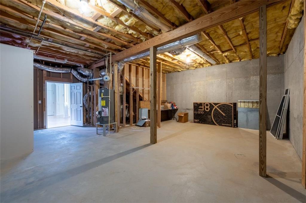 1058 Antioch Drive NE