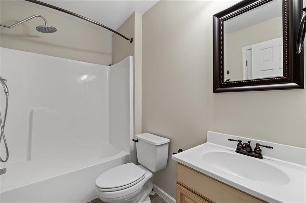 1058 Antioch Drive NE