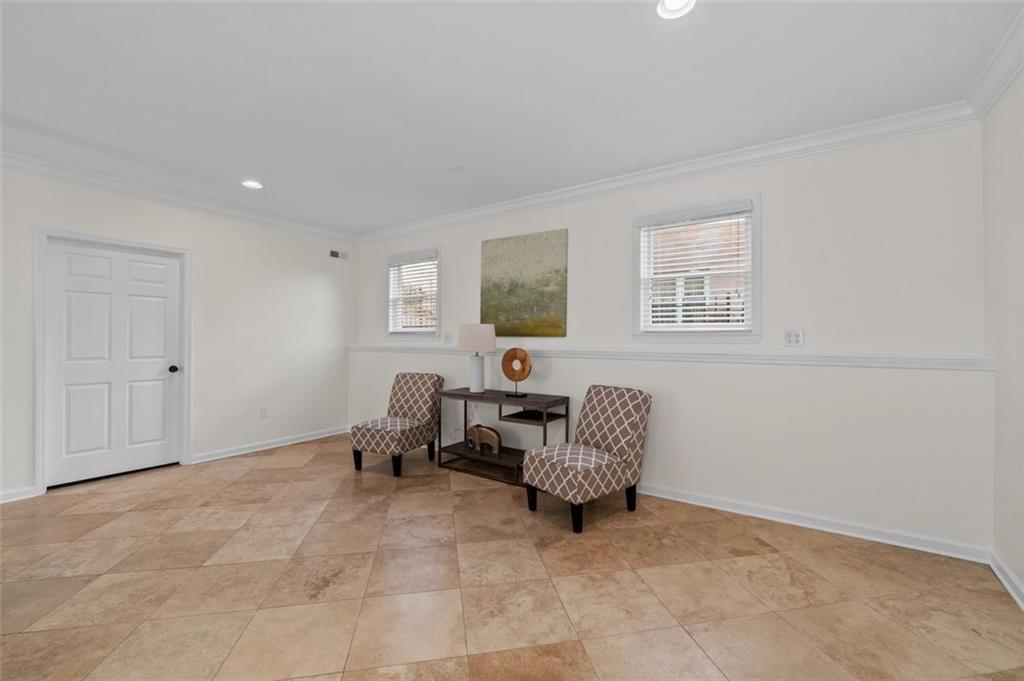 1058 Antioch Drive NE