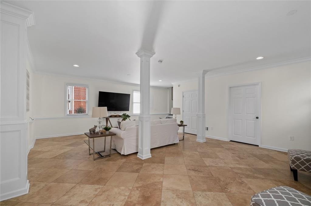 1058 Antioch Drive NE