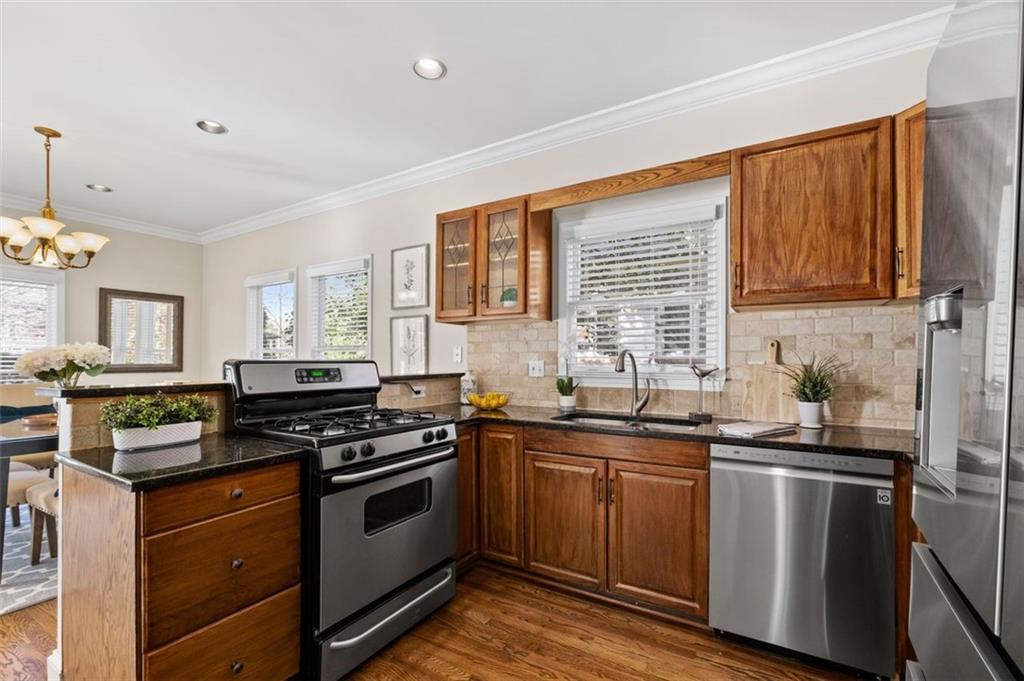 1058 Antioch Drive NE