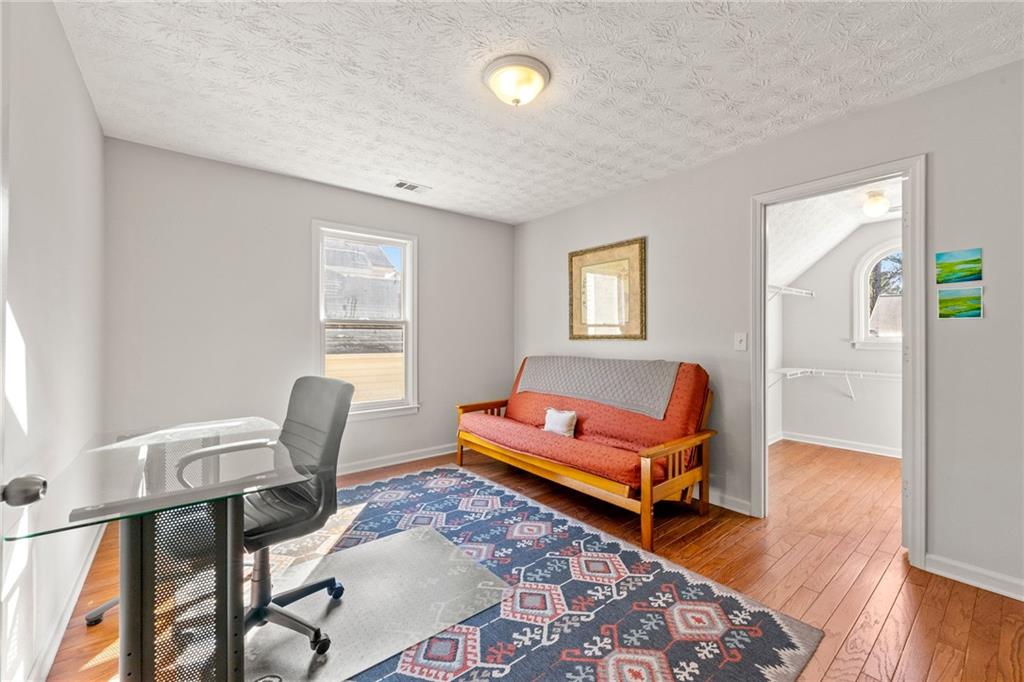 325 Braxton Place