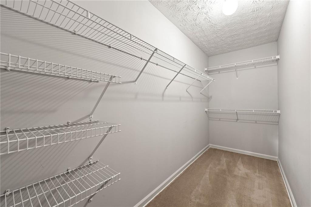325 Braxton Place