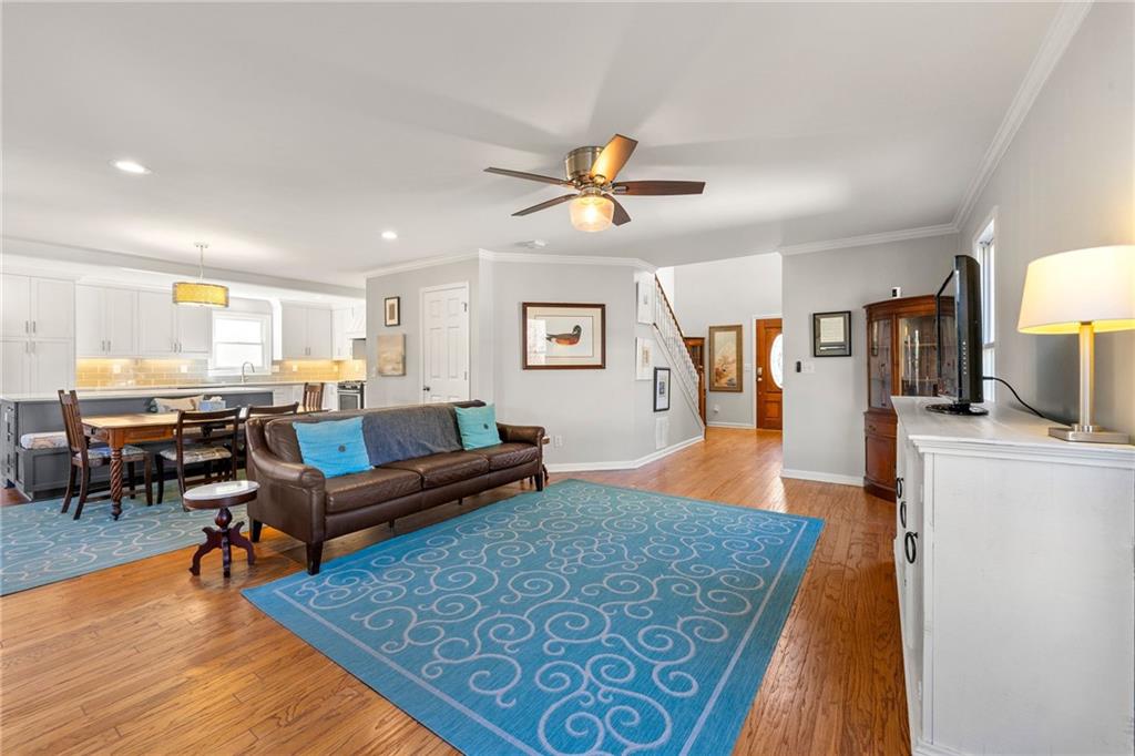 325 Braxton Place