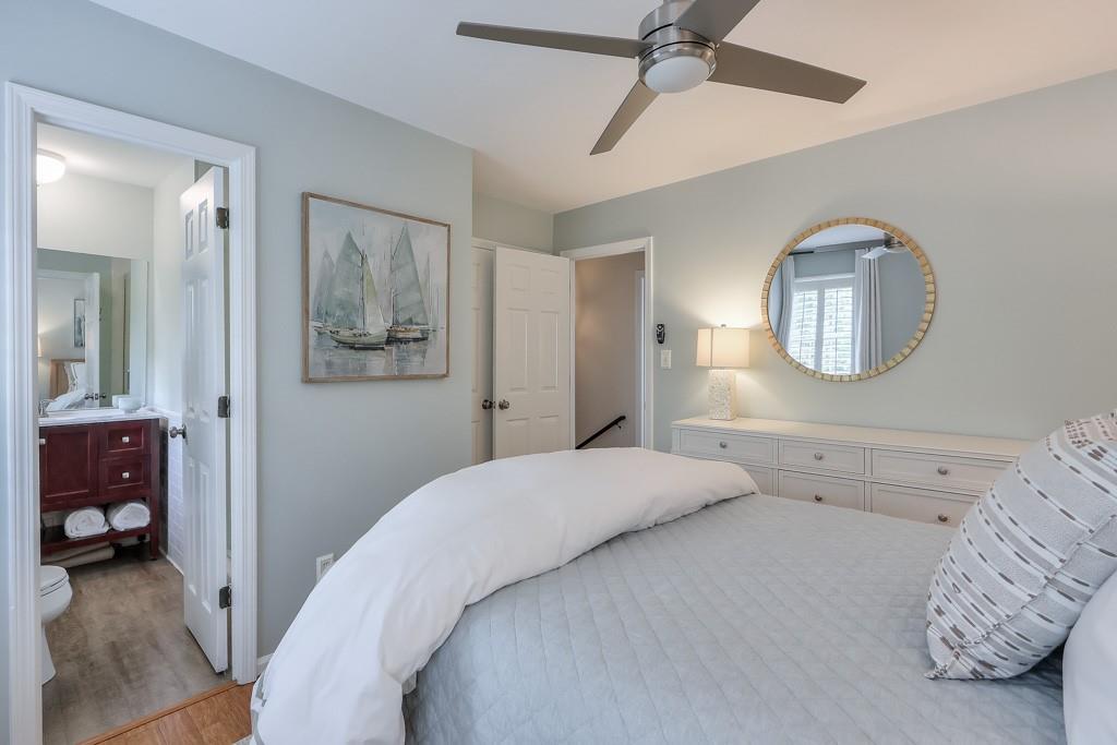 12 Honour Avenue NW Unit 3