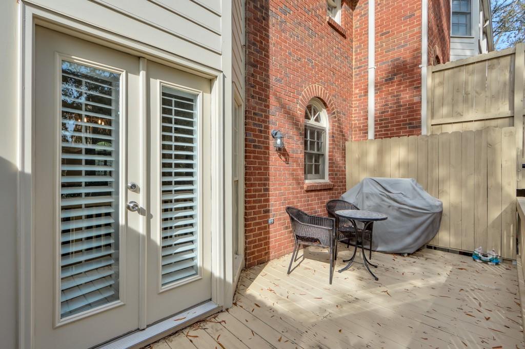 12 Honour Avenue NW Unit 3