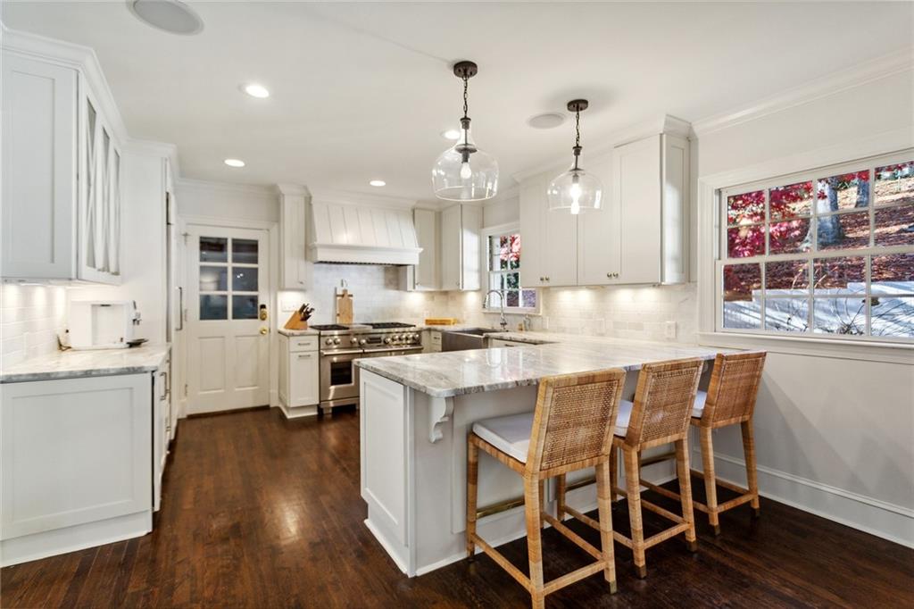 3188 Verdun Drive NW