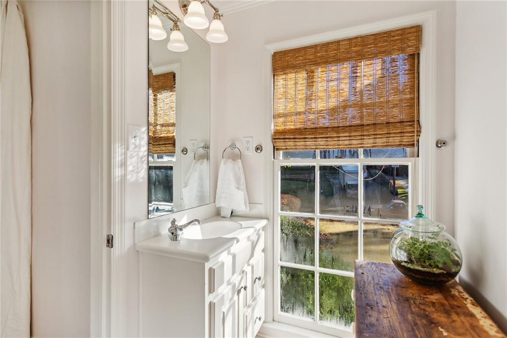 3188 Verdun Drive NW