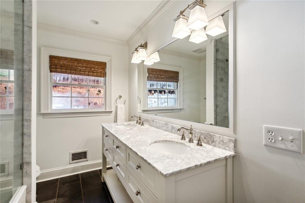 3188 Verdun Drive NW