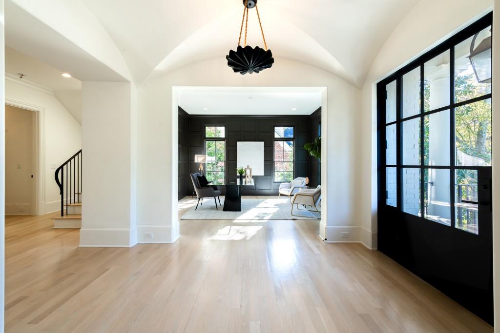 3205 Verdun Drive NW