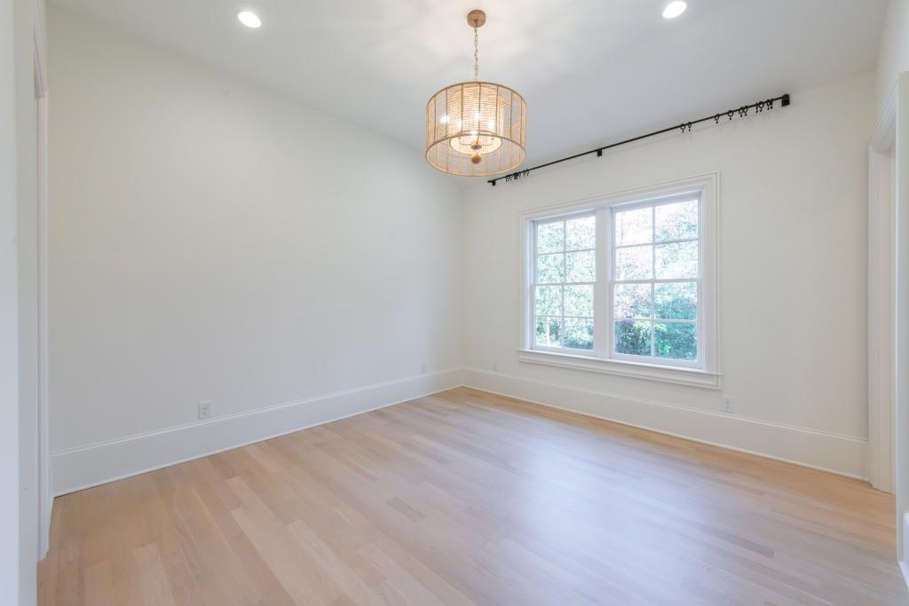 3205 Verdun Drive NW