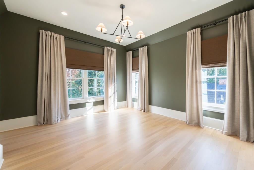 3205 Verdun Drive NW