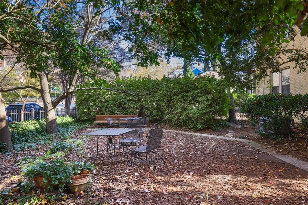 1125 Briarcliff Place NE Unit 1