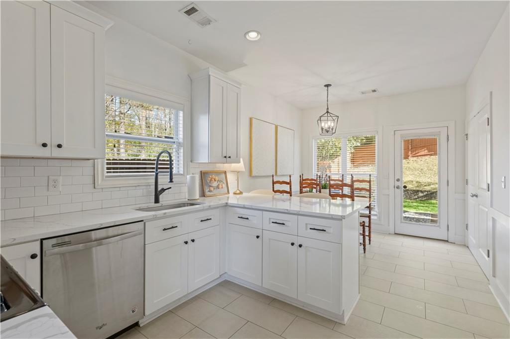 1565 Habershal Road NW