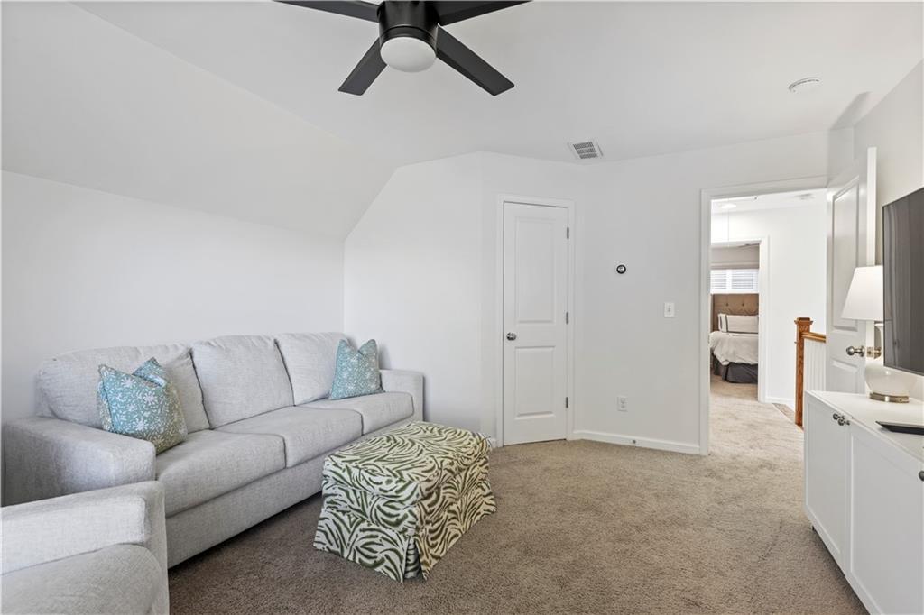 1565 Habershal Road NW