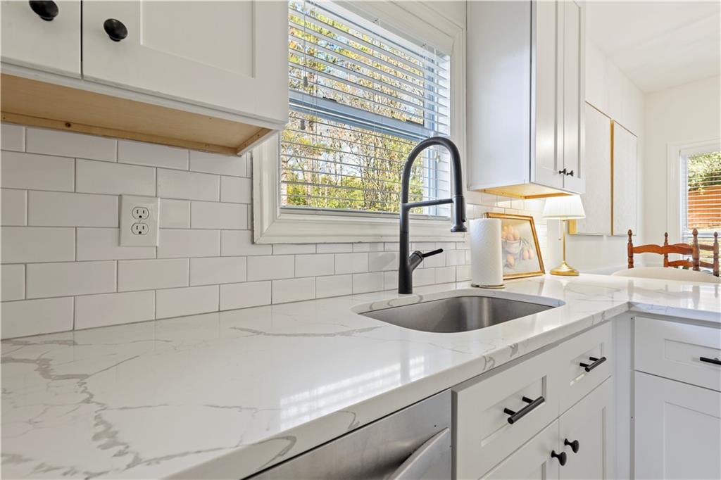 1565 Habershal Road NW