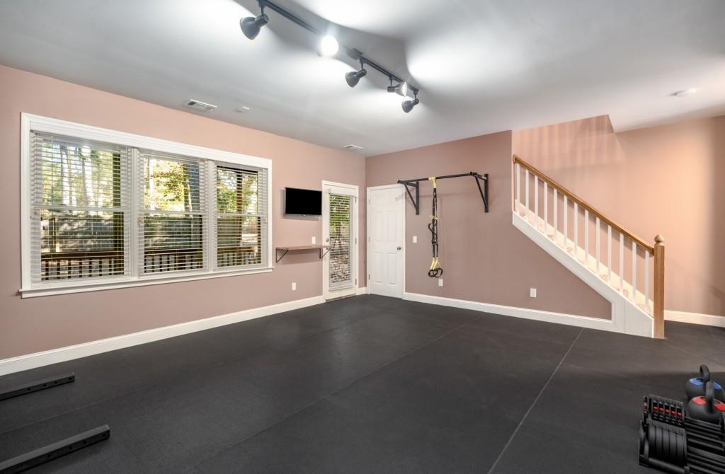 2682 Colgan Court SE