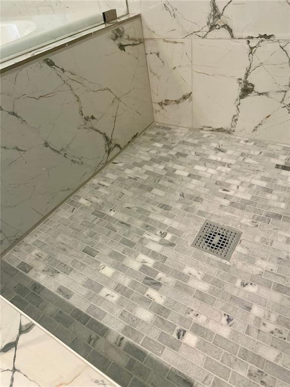 3235 ROSWELL Road NE Unit 604