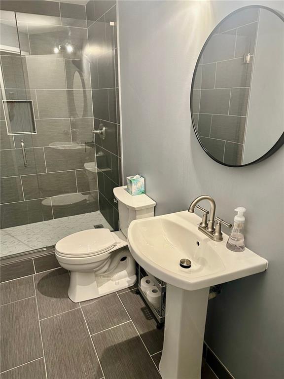 3235 ROSWELL Road NE Unit 604