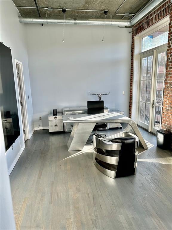 3235 ROSWELL Road NE Unit 604