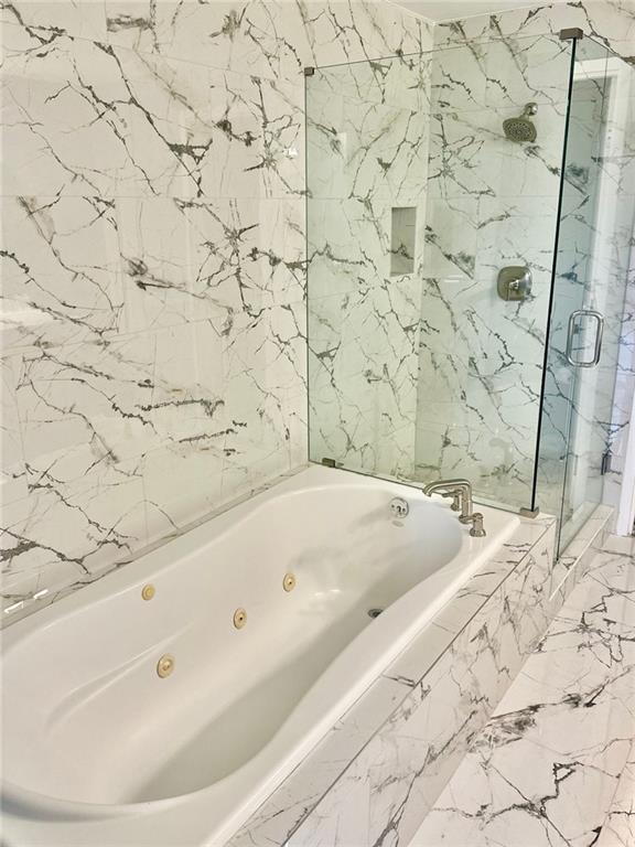 3235 ROSWELL Road NE Unit 604