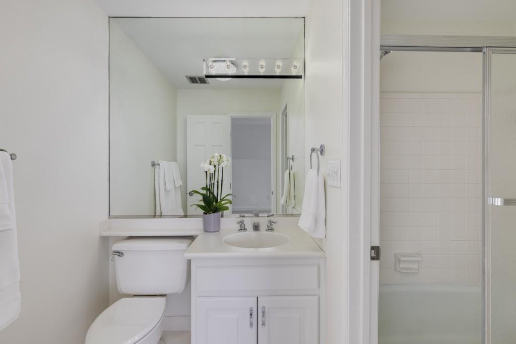 1726 Houghton Court S