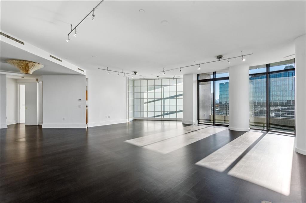 750 Park Avenue NE Unit 13W