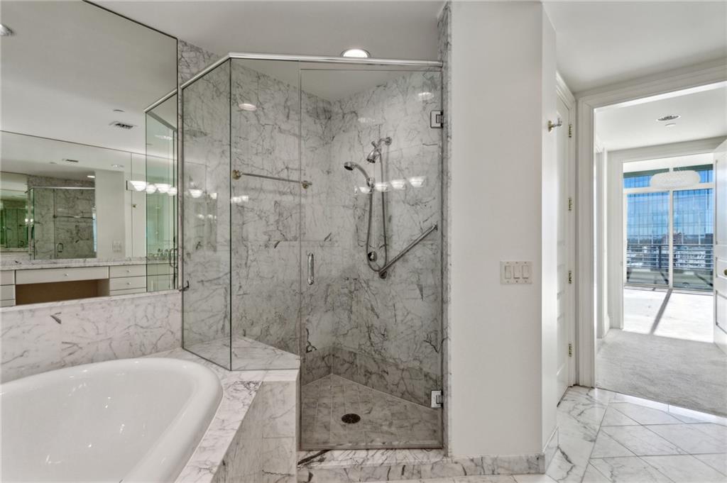 750 Park Avenue NE Unit 13W