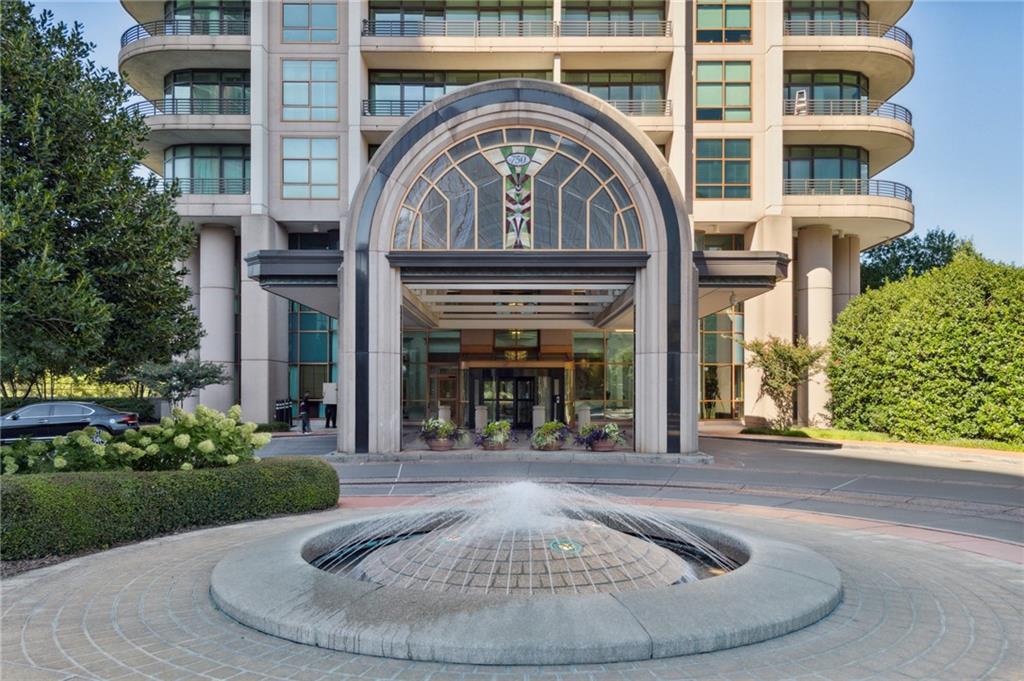 750 Park Avenue NE Unit 13W