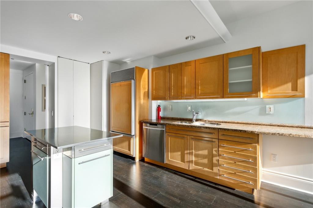 750 Park Avenue NE Unit 13W