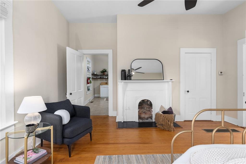 2943 Layton Avenue NW