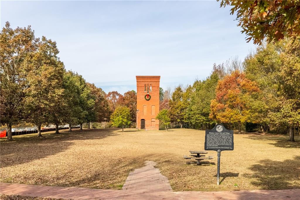 2943 Layton Avenue NW