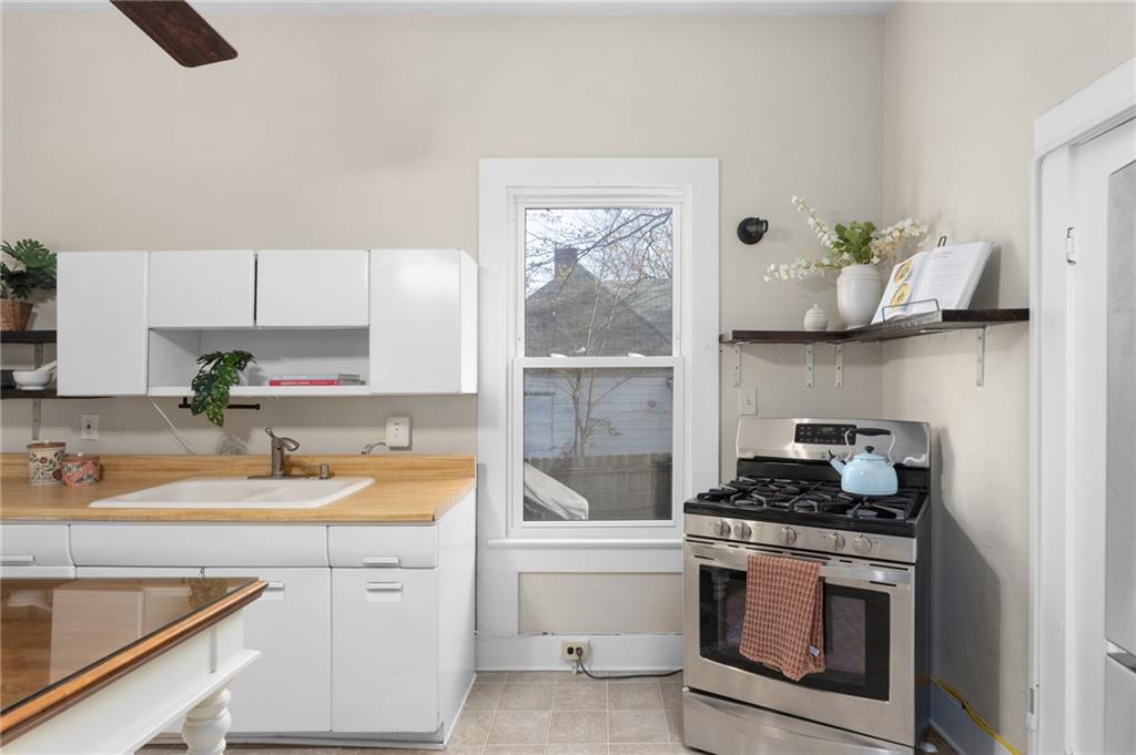 2943 Layton Avenue NW