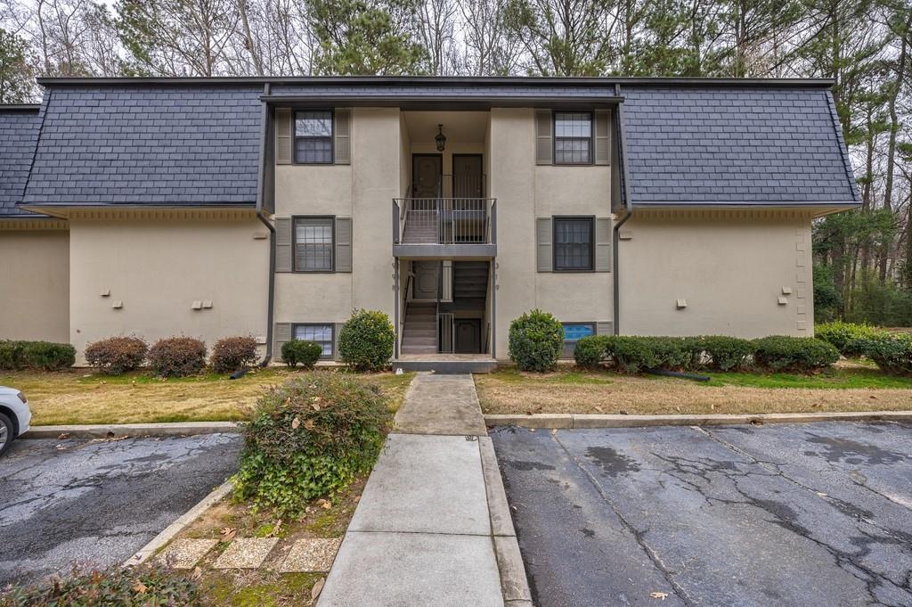 93 De Arc Place NW