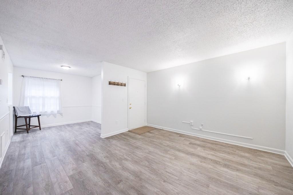 93 De Arc Place NW