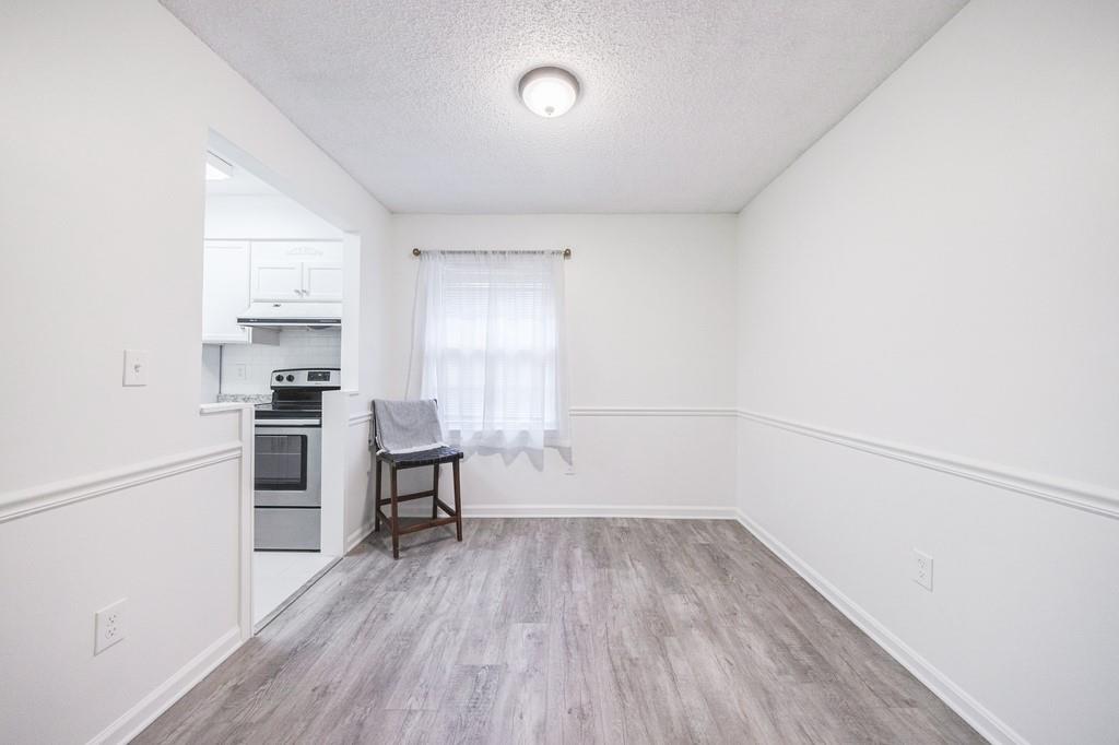 93 De Arc Place NW