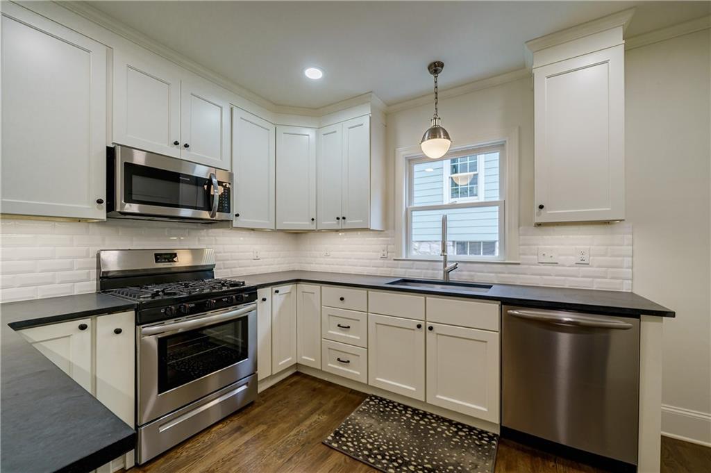 349 Delmont Drive NE