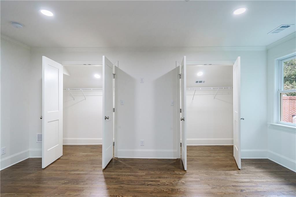 349 Delmont Drive NE