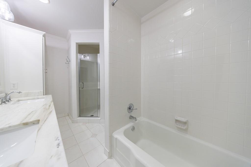 2942 Rhodenhaven Drive