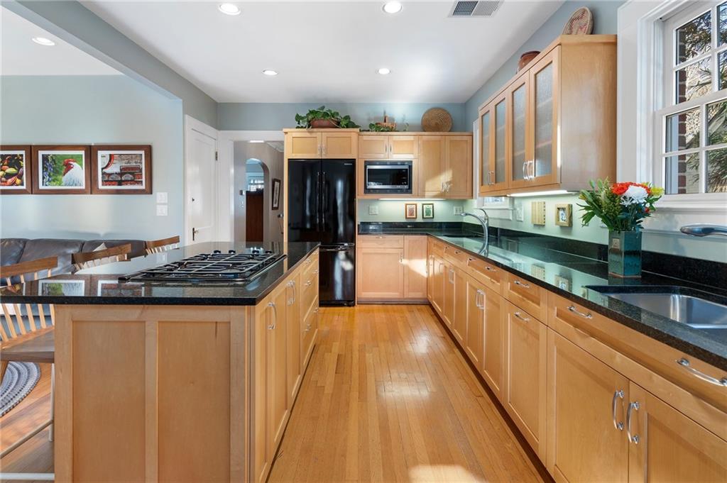 1093 Lanier Boulevard NE