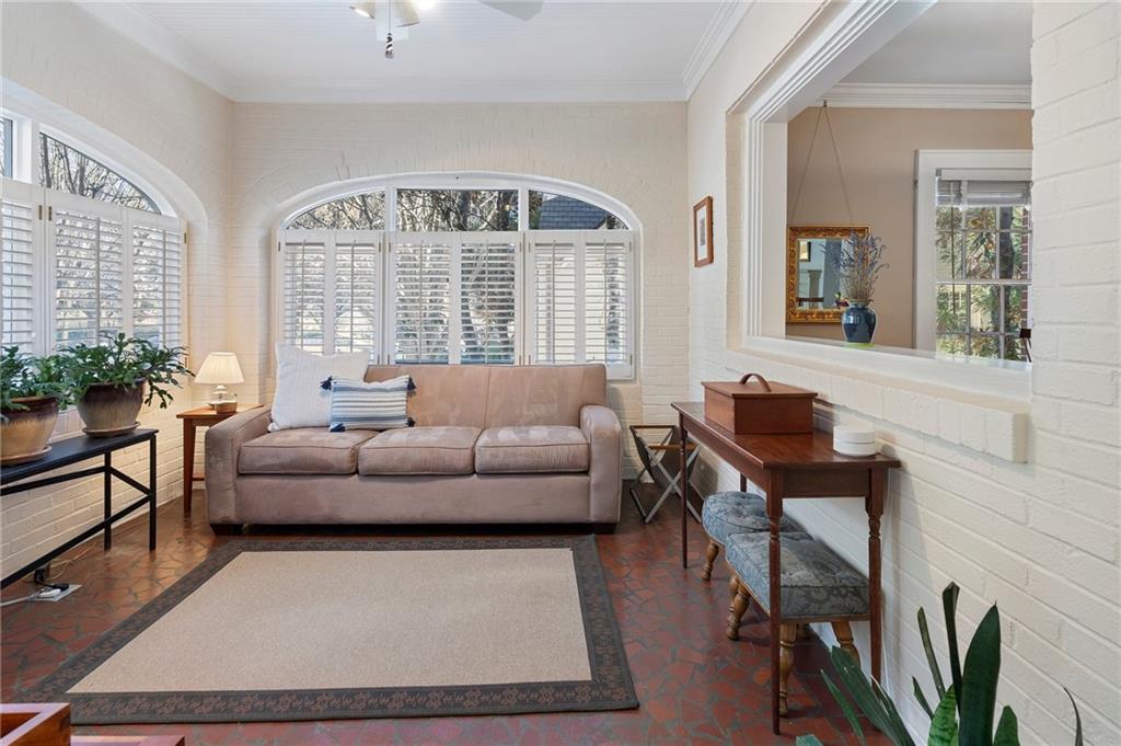 1093 Lanier Boulevard NE