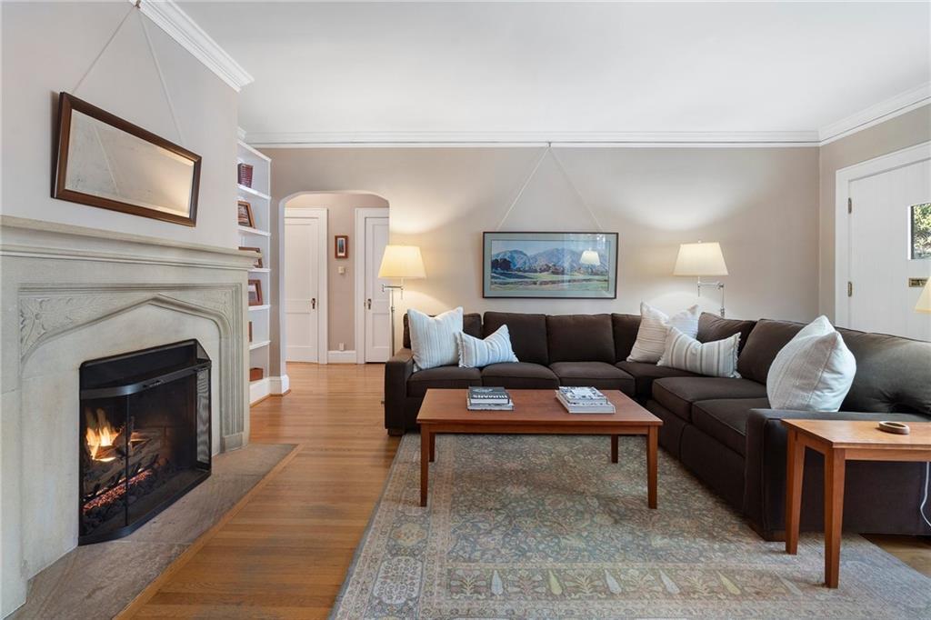 1093 Lanier Boulevard NE