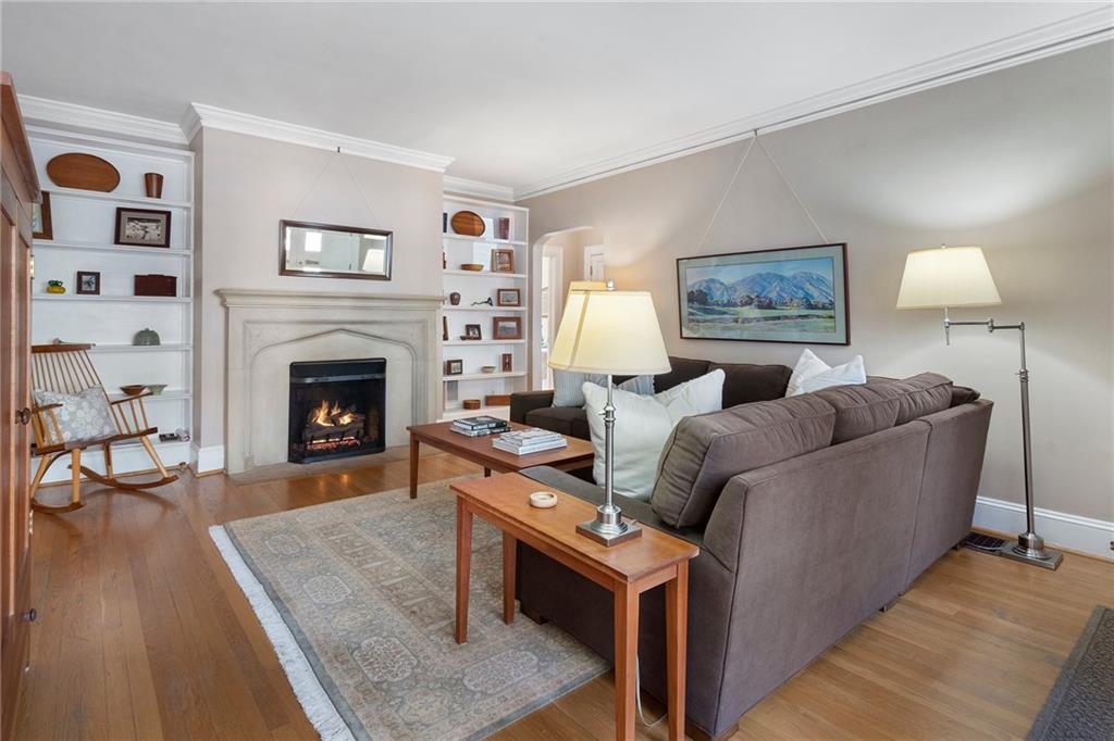 1093 Lanier Boulevard NE